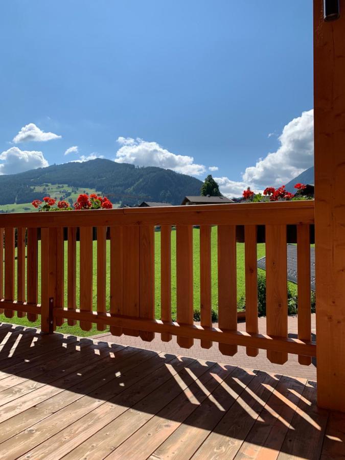 La Montana - Ski & Hiking Lodge Schladming Bagian luar foto