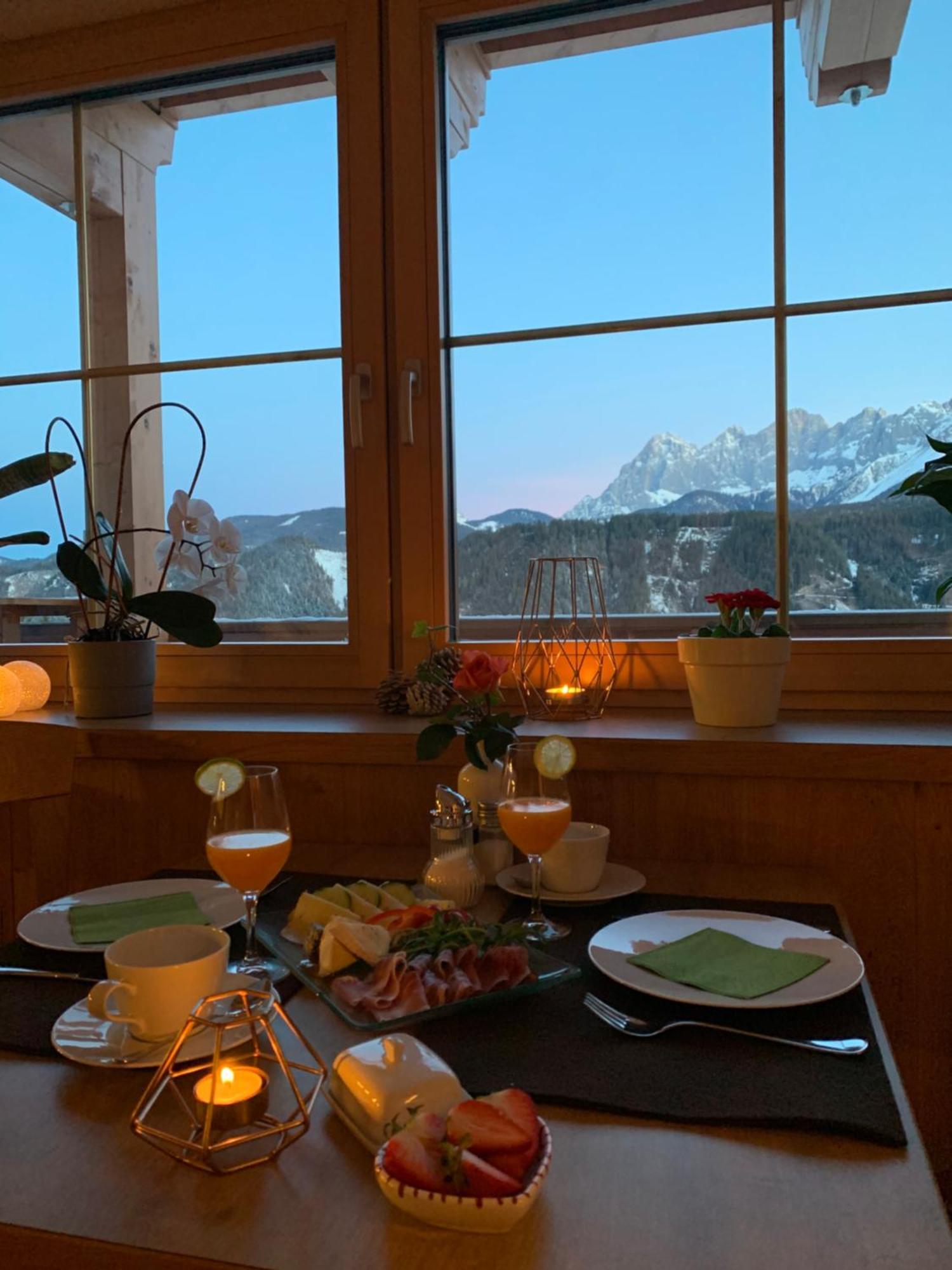 La Montana - Ski & Hiking Lodge Schladming Bagian luar foto