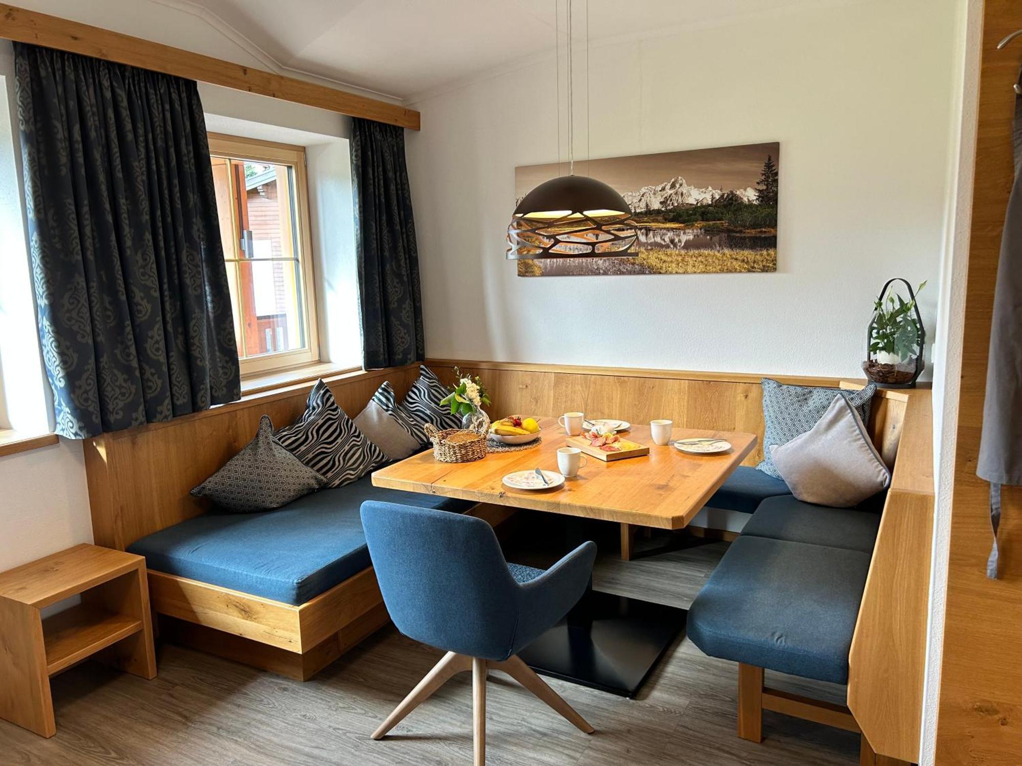 La Montana - Ski & Hiking Lodge Schladming Bagian luar foto