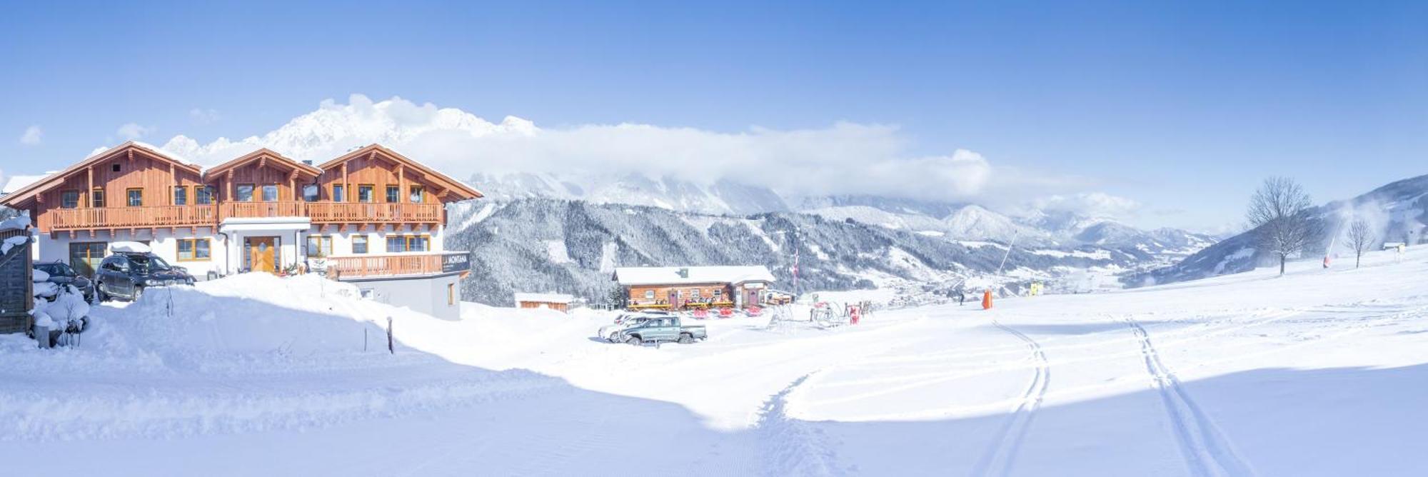 La Montana - Ski & Hiking Lodge Schladming Bagian luar foto